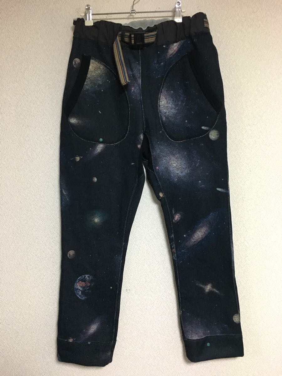 go slow caravan ゴースローキャラバン ニット裏起毛昇華転写リラックスパンツ（宇宙）参考価格：12.744円 サイズ：4（17/03）