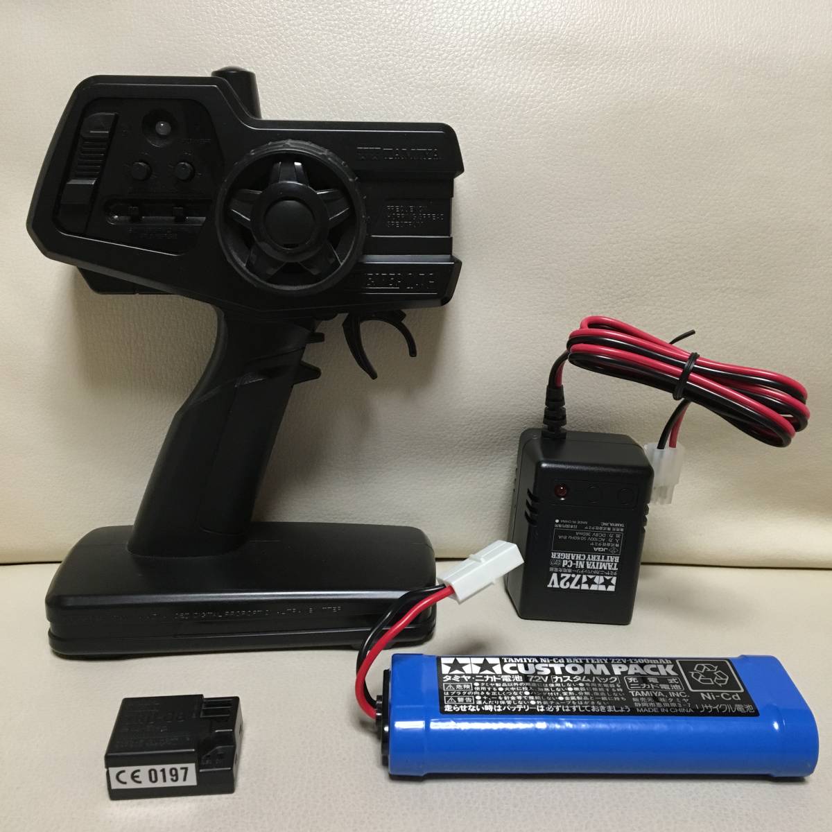 FUTABA T8J モード2 Futaba T8J 2.4GHz 0 2.4 w