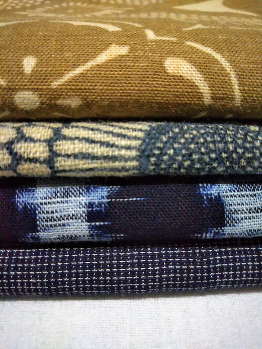  ^_- - 久留米絣 藍 茶型染 格子木綿 4種類 まとめ売り 解き物 ハギレ 古布 No.103(リメイク素材)｜売買されたオークション情報、yahooの商品情報をアーカイブ公開 - オークファン リメイク素材
