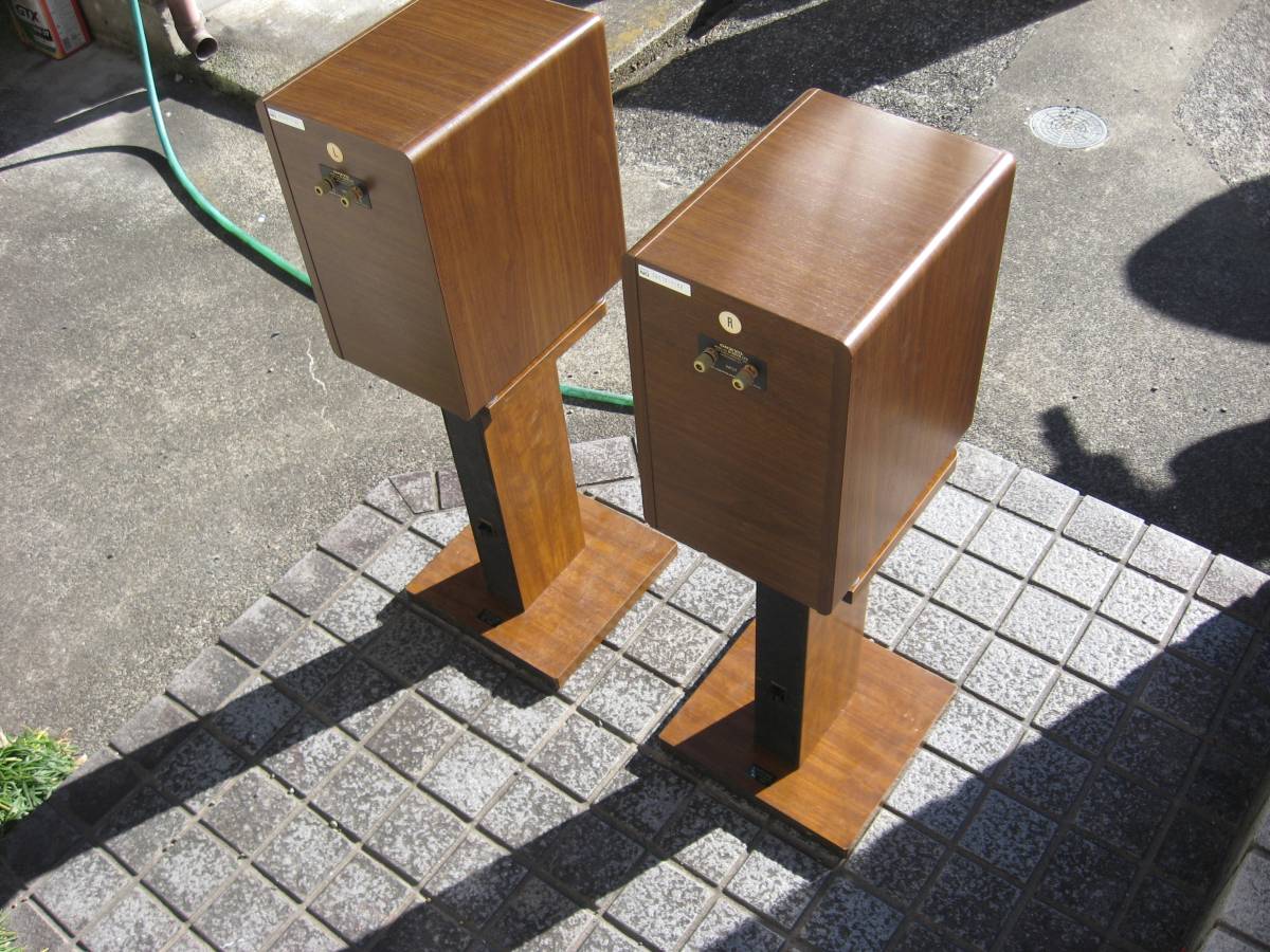 DIATONE ダイヤトーン スピーカースタンド DK-200ZA（2台セット） DIATONE ダイヤトーン スピーカースタンド DK-200ZA（2台セット
