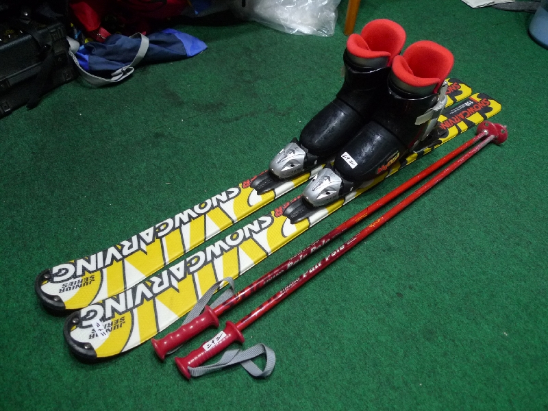 スキーブーツ 22 板118㎝ ブーツ22㎝ ジュニアスキー4点セット 22cmの