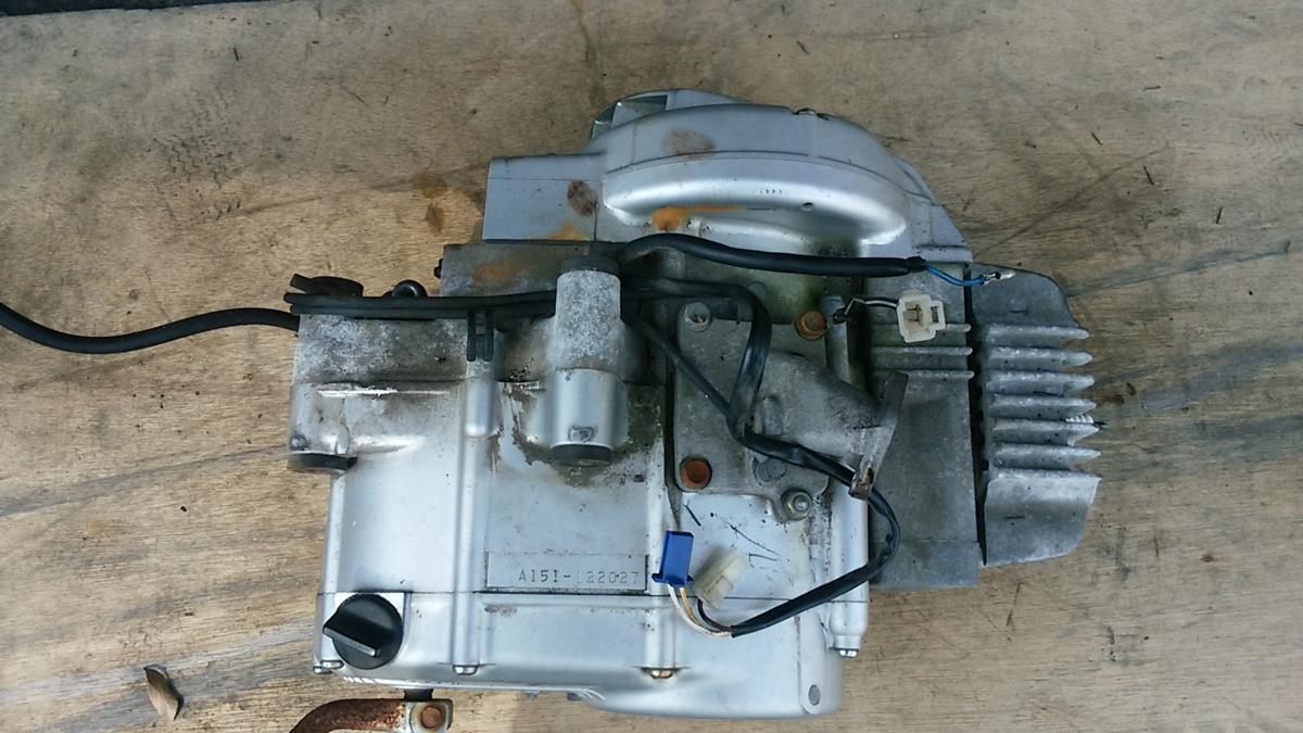 (受け渡し準備中)バーディー50BA14Aエンジンかかる現状 スズキ バーディー50 BA14A 実動 エンジン 2スト 始動確認済み