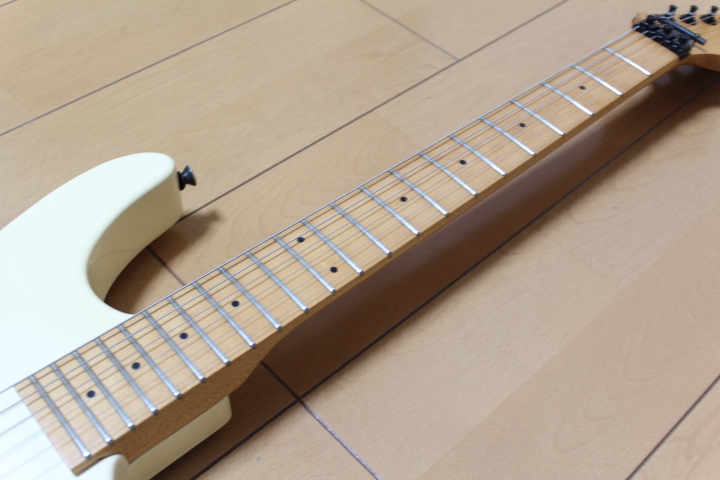 日本製 アリア プロ 2 RS ロードウォーリア エレキギター（Aria Pro Ⅱ