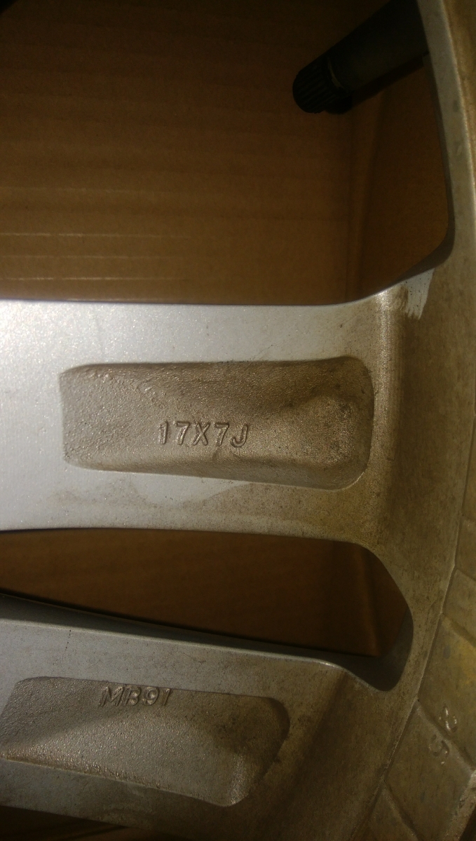 エクストレイルT32純正ホイール_2