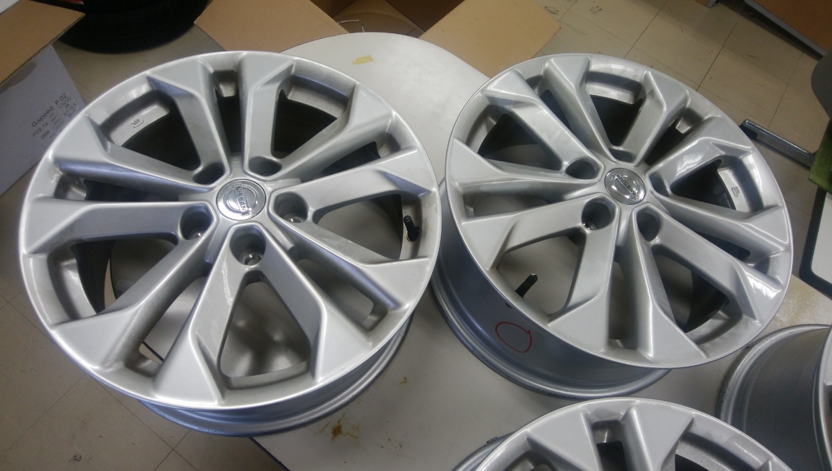 エクストレイルT32純正ホイール_4