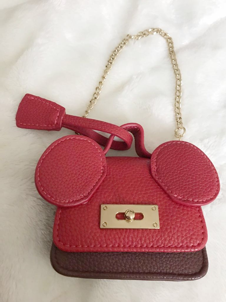  ディズニー ホテル 宿泊者限定 バッグアクセサリー 赤 ミラコスタ アンバサダー ディズニーランドホテル(ミッキーマウス)｜売買されたオークション情報、yahooの商品情報をアーカイブ公開 - ミッキーマウス