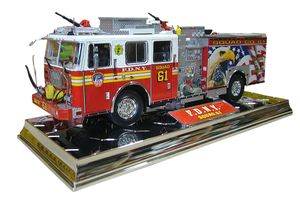 CODE3 FDNY あみ ニューヨークファイア 消防局 消防車