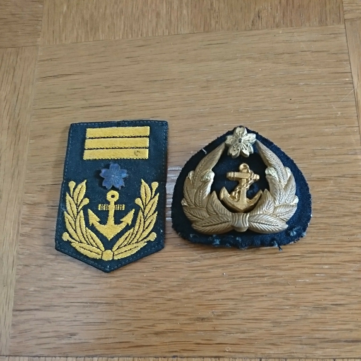 日本海軍 下士官帽章・上等機関兵曹 階級章 昭和17年制式 検: 軍服