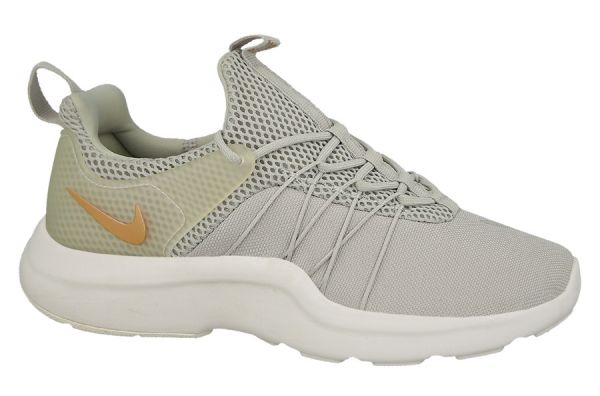 100円 Nike Darwinナイキダーウィン 004 245 24 5cm 売買されたオークション情報 Yahooの商品情報をアーカイブ公開 オークファン Aucfan Com