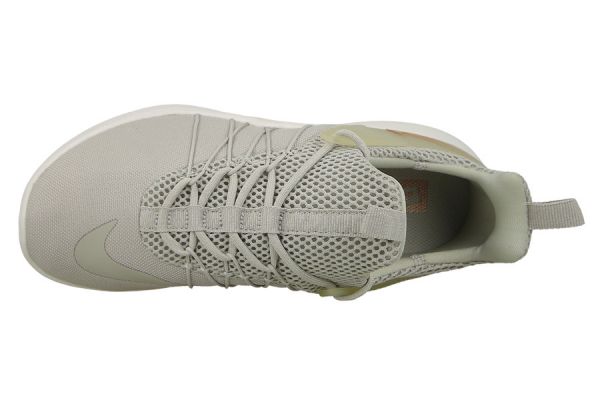 100円 Nike Darwinナイキダーウィン 004 245 24 5cm 売買されたオークション情報 Yahooの商品情報をアーカイブ公開 オークファン Aucfan Com