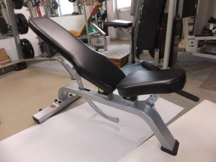 ローラー付き 業務用アジャストベンチ 今だけの5万円 トレーニングベンチ シットアップベンチ 売買されたオークション情報 Yahooの商品情報をアーカイブ公開 オークファン Aucfan Com