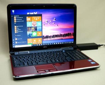 新品，高品質 プレミアムレッドの極上品 爆速SSD 高速i5-560M Blu-ray搭載 Win10 office Wi-fi メモリ:4G AH700/5B(15インチ～)｜売買されたオークション情報、yahooの商品情報をアーカイブ公開 - オークファン 富士通