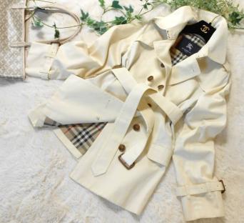 大得価，人気SALE 大きいサイズ BURBERRY バーバリー ロンドン トレンチコート スプリングコート ベルト付き 裏地チェック アイボリー サイズ 40(Lサイズ)｜売買されたオークション情報、yahooの商品情報をアーカ 女性用