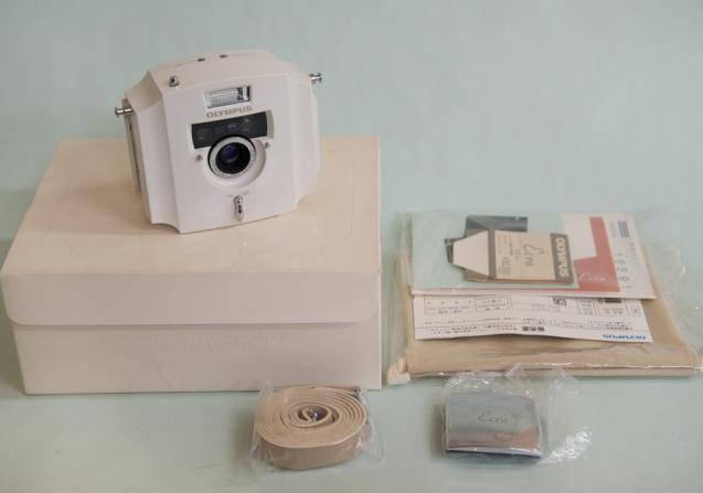 OLYMPUS オリンパス　Ecru エクリュ　未使用品
