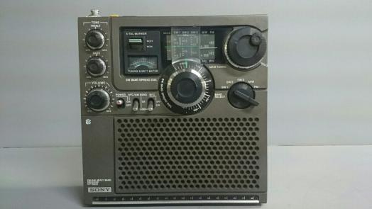 A8264【送安】動作品 ソニー ラジオ SONY RADIO ICF-5900 MULTIBAND