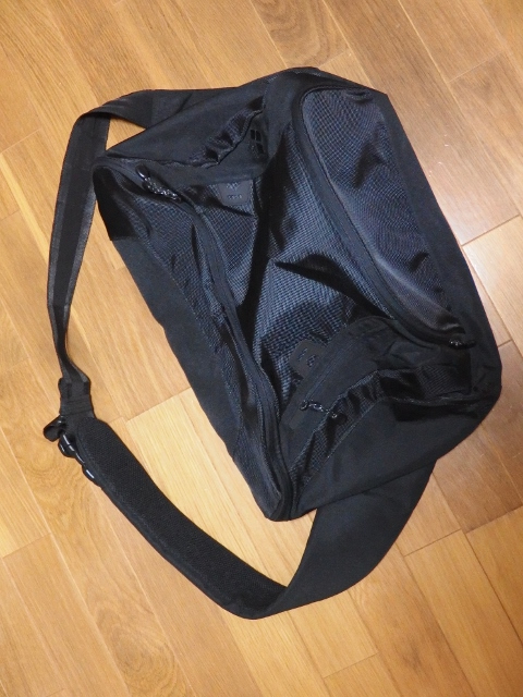 【人気セール，高品質】 arena/アリーナ ショルダーバッグ スイムバッグ 大きいサイズ 黒(アクセサリー)｜売買されたオークション情報、yahooの商品情報をアーカイブ公開 - オークファン その他