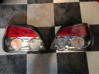 美品！ GDB STI 鷹目 左右 テールランプ ブレーキランプ GDA