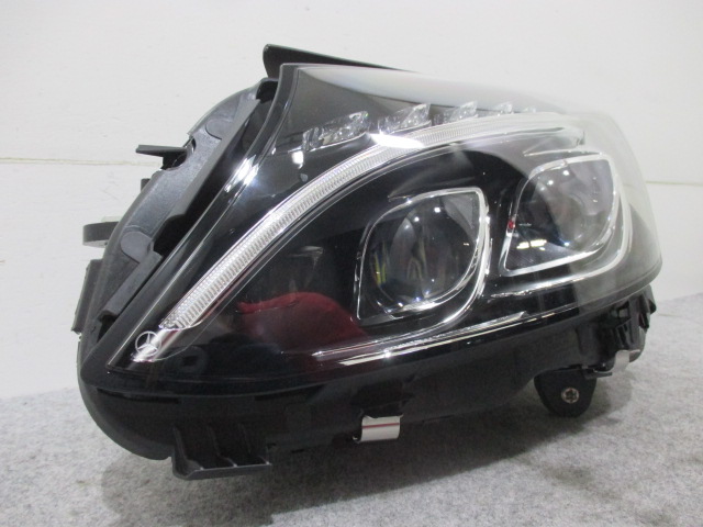 W205 Cクラス ベンツ 左ヘッドライト/ランプ LED A 205 906 81 02