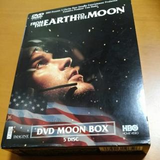 MOON | TV フロム・ジ・アース THE フロム・ジ・アース／人類、月に