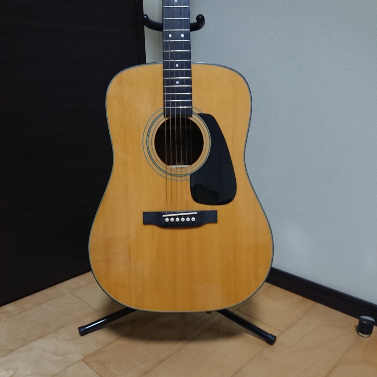 Morris ギター チューナー、ケース、スタンド付き 【公式通販】