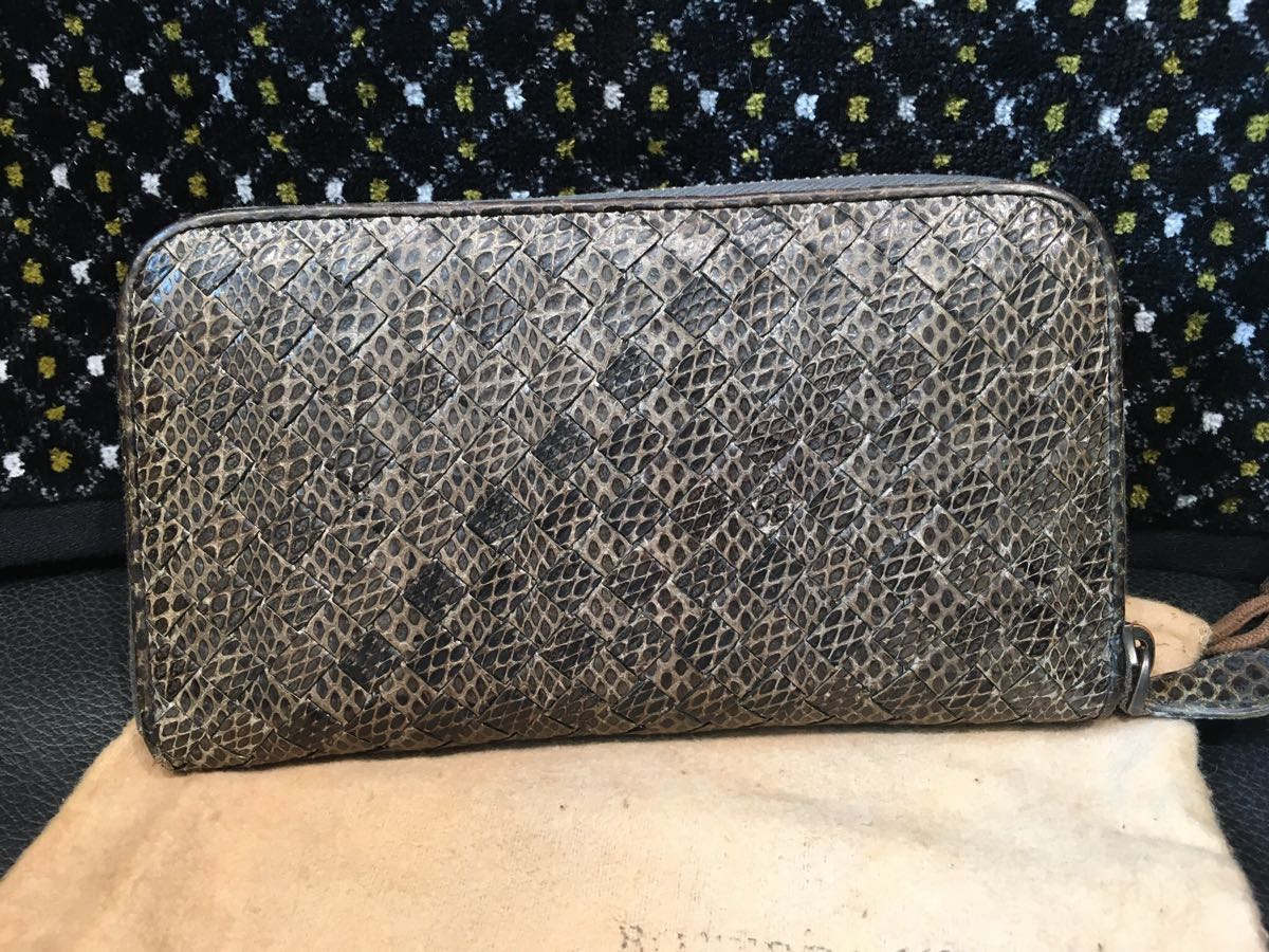 売り切り/BOTTEGA VENETA ボッテガヴェネタ/レザー パイソン ラウンド 