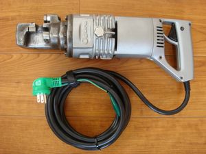 オグラ 鉄筋カッター HCC-16DF 中古OH整備品（鉄筋カッターの
