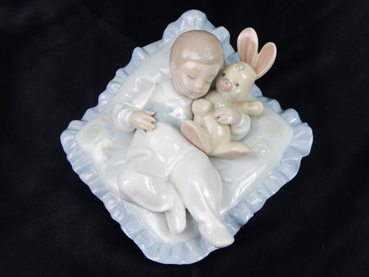 リヤドロ公式オンライン LLADRO : スペイン陶磁器 おやすみ前のご本No 