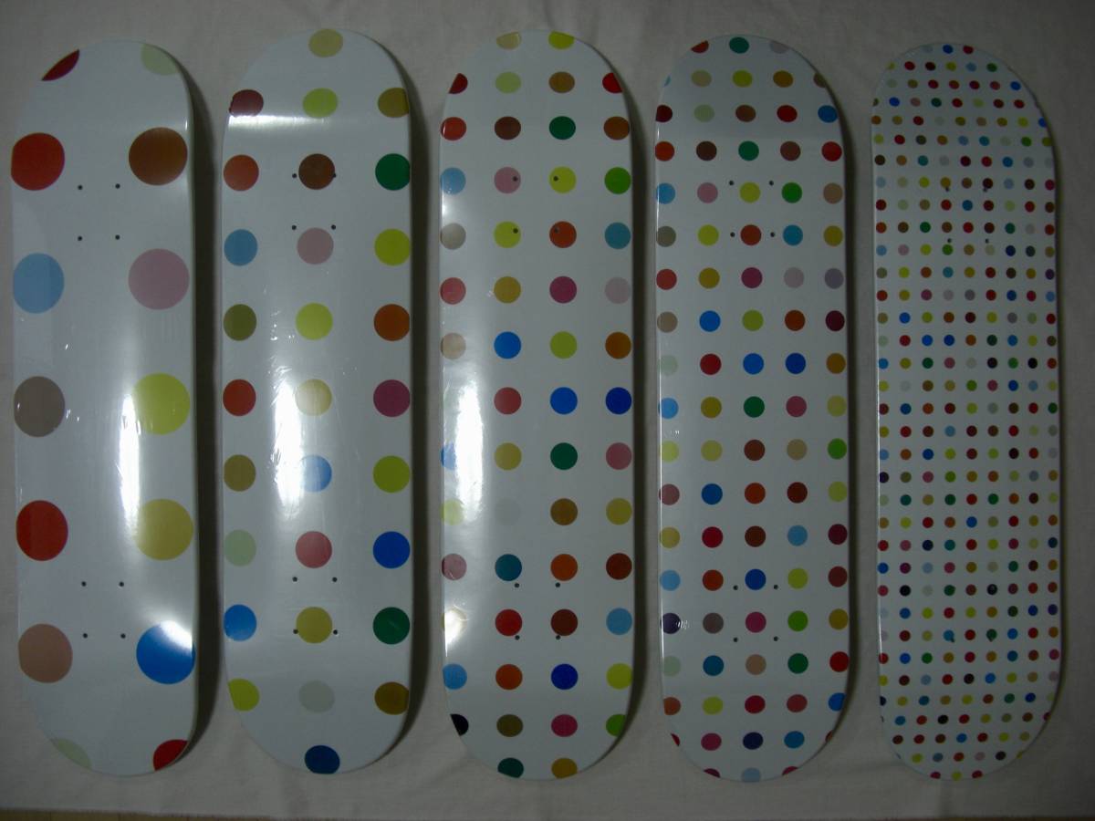 新品 DS 2009 SUPREME × DAMIEN HIRST ダミアンハースト SKATEBOARD 