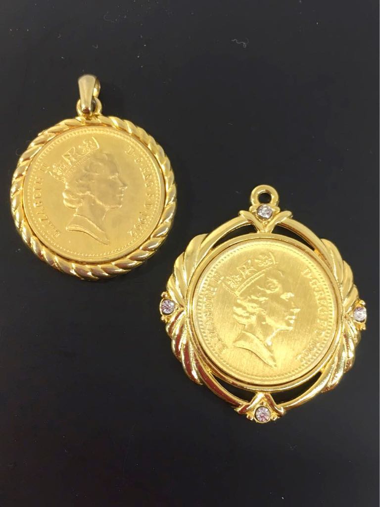 コインネックレス エリザベス2世 ゴールドコイン トップ2個セット ヴィンテージ 1992年 1ペニー