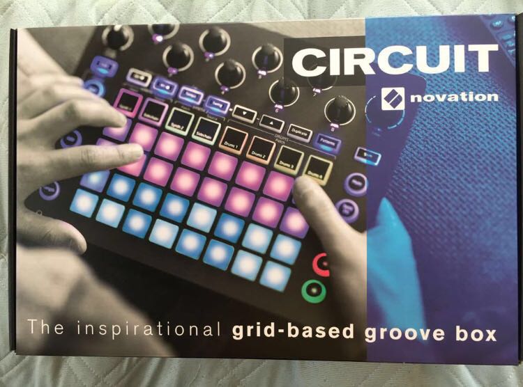 【美品】【送料無料】novation circuit グルーヴボックスサンプラー