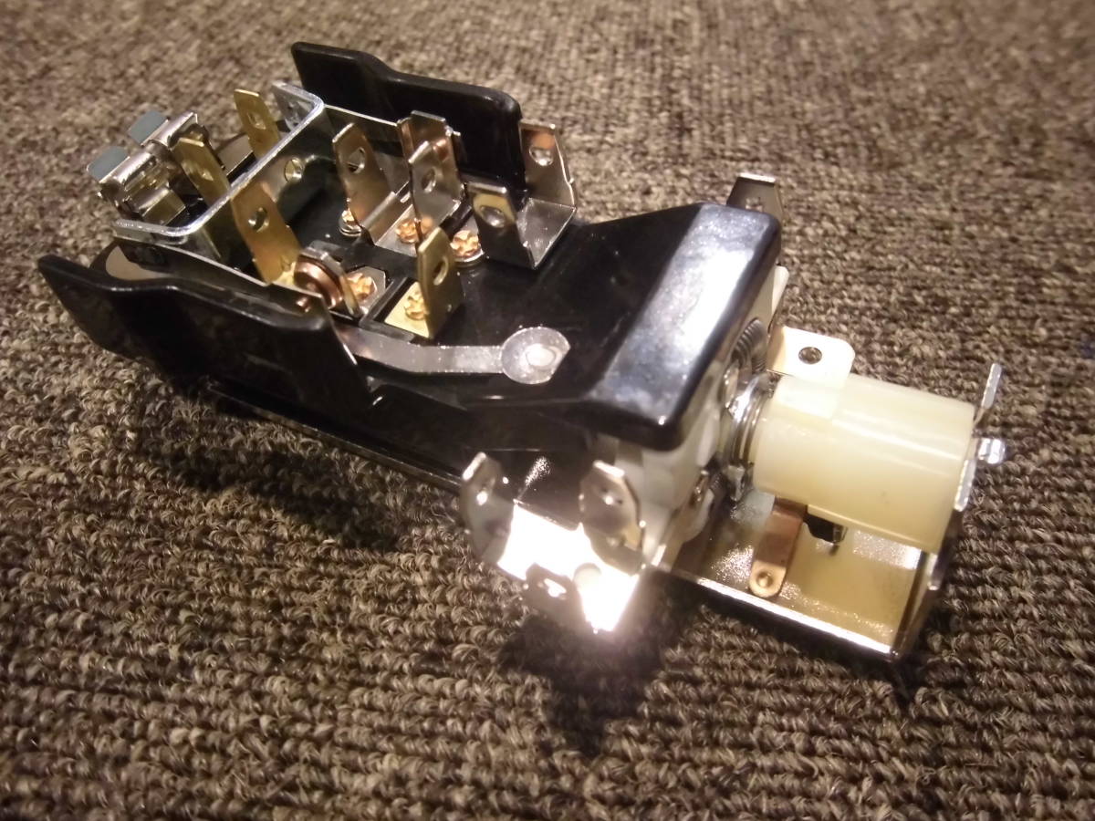 1955年～1956年シボレーベルエアヘッドライトスイッチ新品