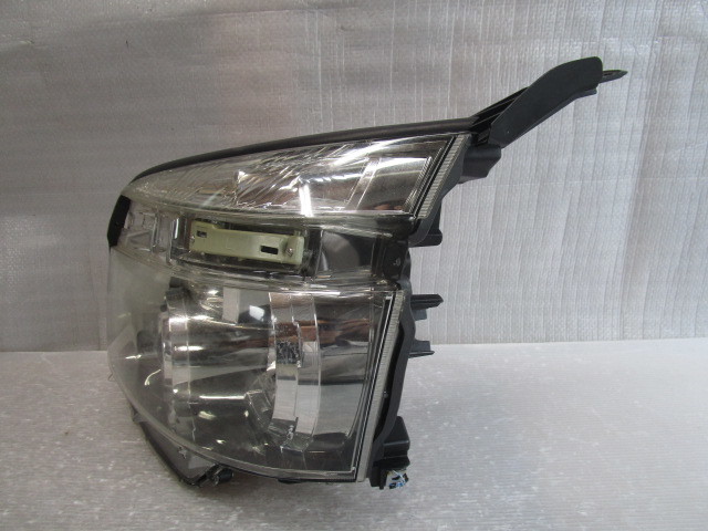 K-20515 ヴォクシー VOXY ZRR70W ZRR75W　純正ヘッドライト ヘッドランプ 左 KOITO コイト 28-203 01805
