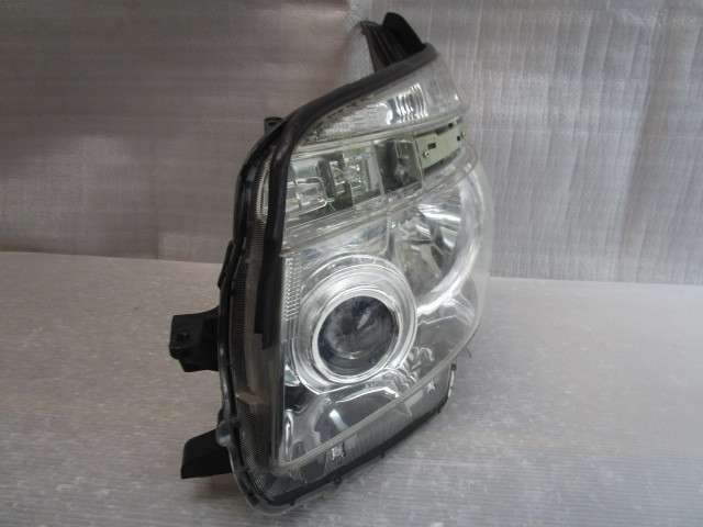 K-20515 ヴォクシー VOXY ZRR70W ZRR75W 純正ヘッドライト ヘッド