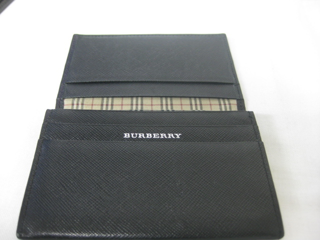 ☆☆BURBERRY　バーバリー 　カードケース　パスケース　名刺入れ　ブラック　黒　Ｊ５ バーバリー カードケース BURBERRY ホルダー ロゴ 財布
