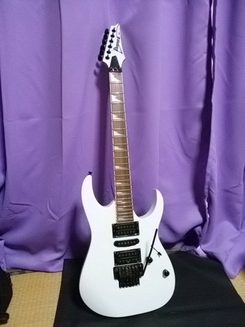 新作登場，新作 YAMAHA 光るギター EZ－EG