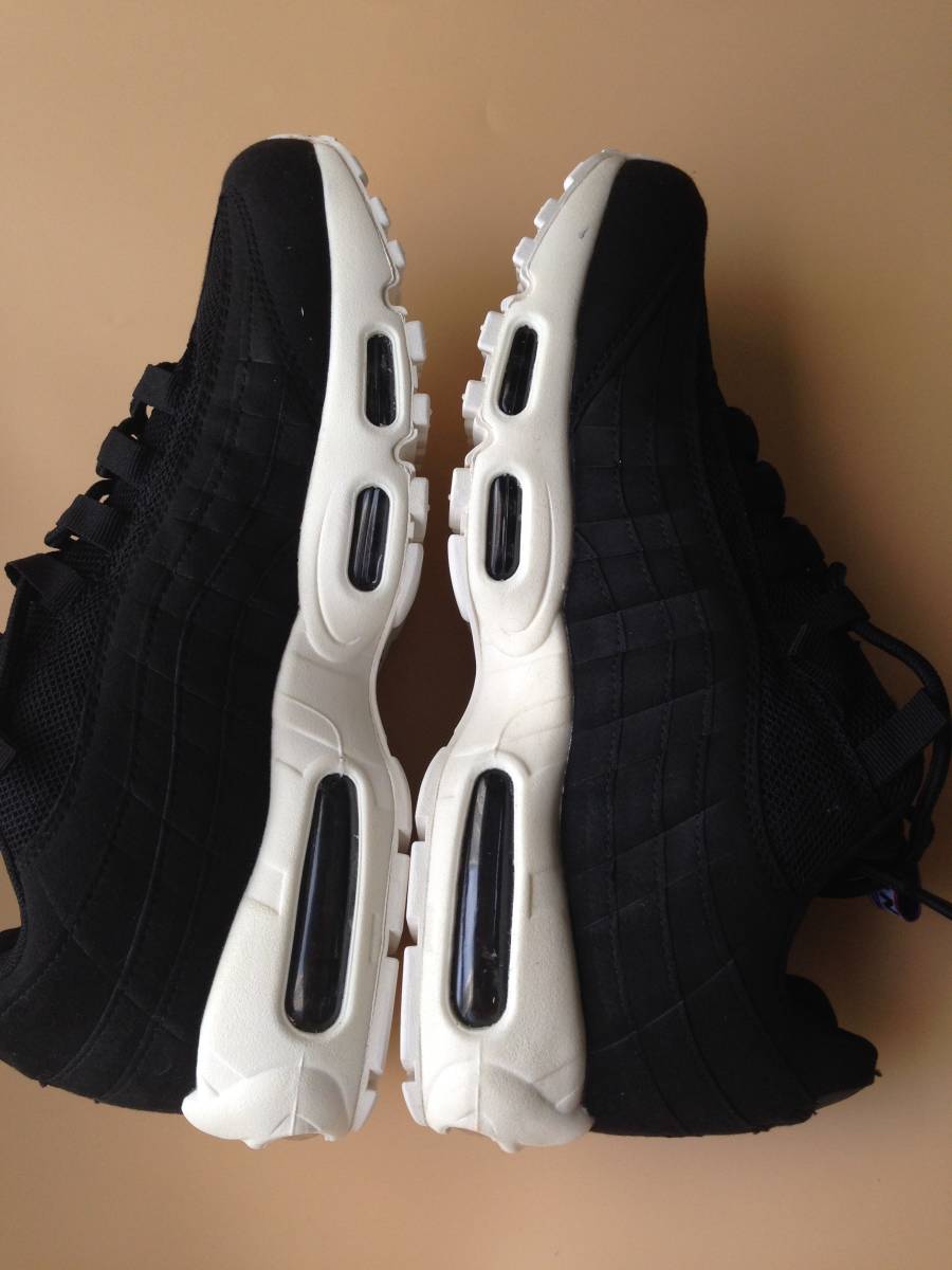 新品 NIKE AIR MAX 95 ESSENTIAL AJ1844 002 ブラック 27.5CM