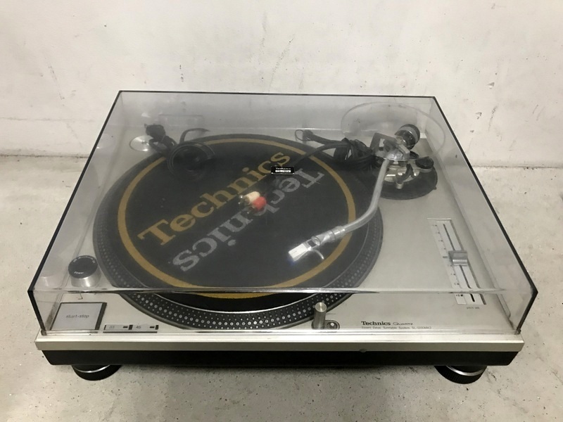 【ジャンク扱い】Technics SL-1200MK2 ターンテーブル 名機☆Technics テクニクス SL-1200MK2-A ジャンク扱い② ターン