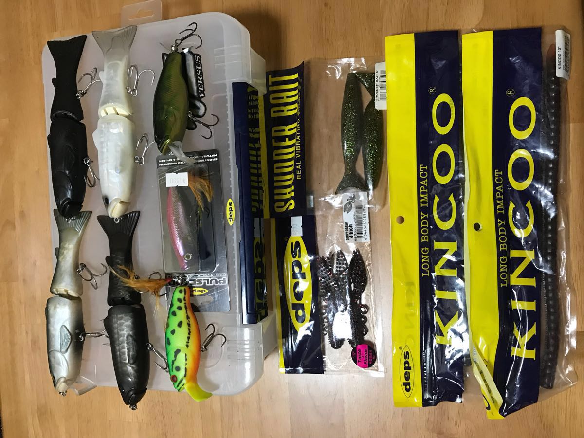 最終値引き】DEPS GEAR BAG ルアー 釣具などお得な詰め合わせです