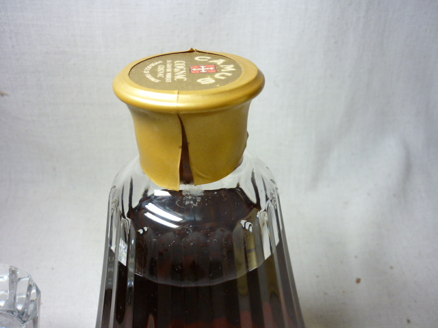 c33☆ CAMUS (カミュ)【Carafe （カラフェ） バカラボトル】 700ml/ 40 