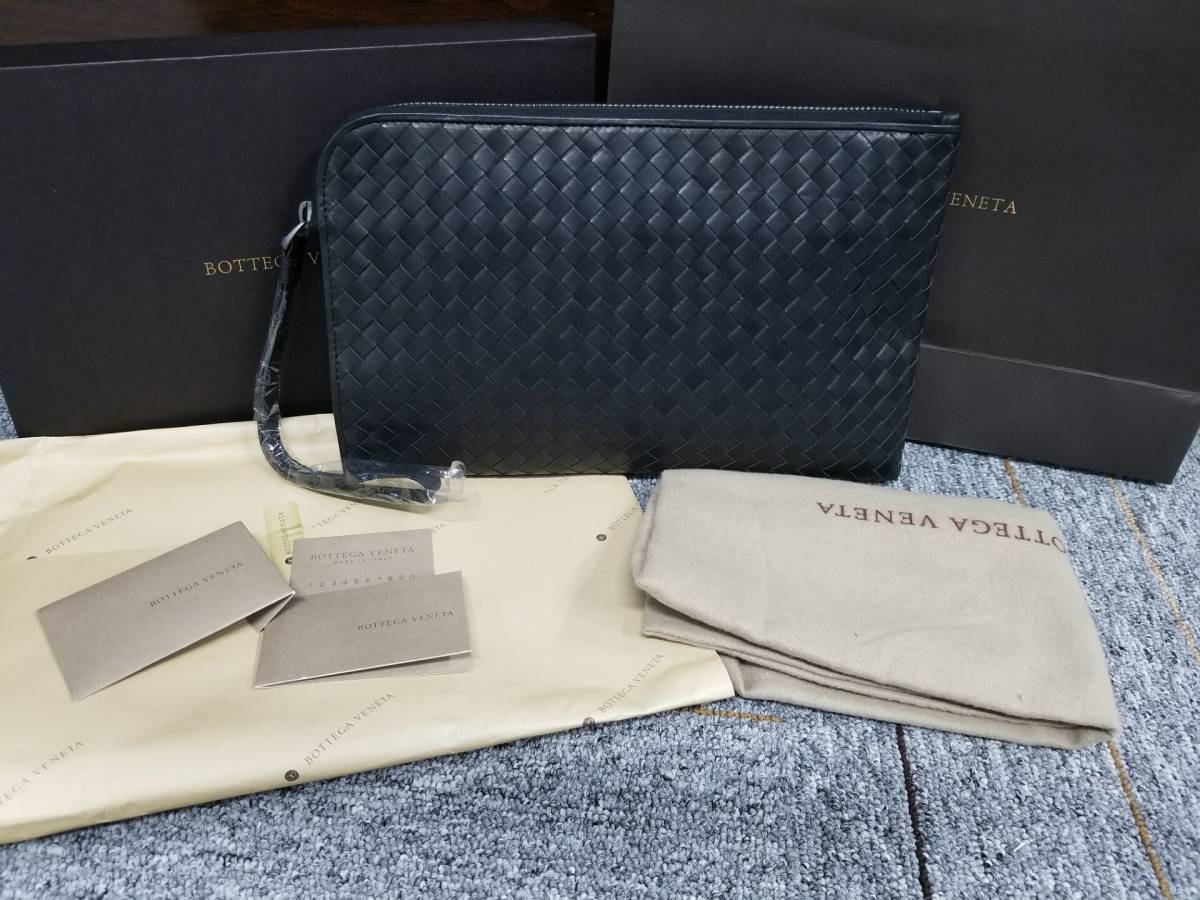 BOTTEGA VENETA ボッテガヴェネタ イントレチャート 新品同様 ヴェネタ 