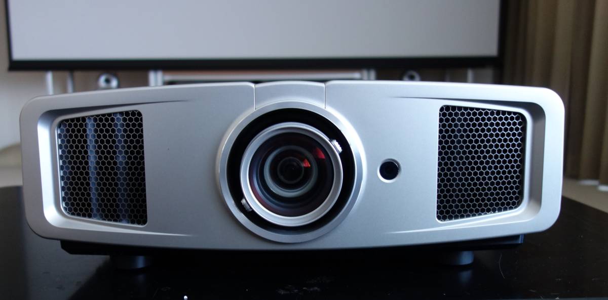 大人気，人気SALE ビクター jvc D-ILA プロジェクター dla-hd1(本体)｜売買されたオークション情報、yahooの商品情報をアーカイブ公開 - オークファン 本体