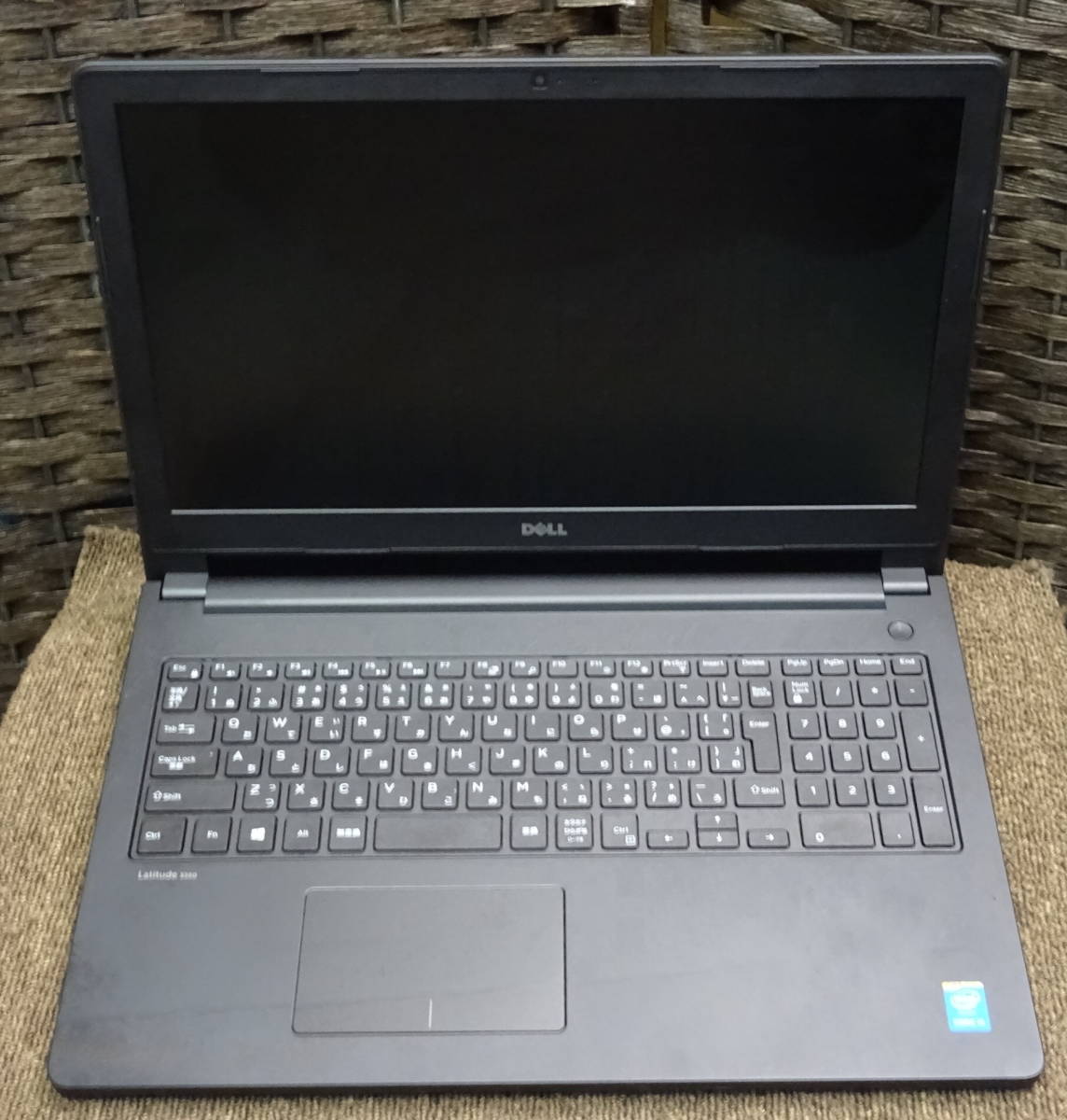 ☆ DELL Latitude 3560 ☆ Core i5 5200U 2.2GHz/500GB/Win10