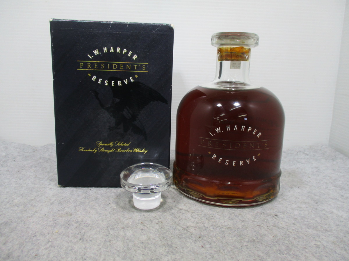 Harper Reserve - I.W. President's Bourbon Presidents Straight IW