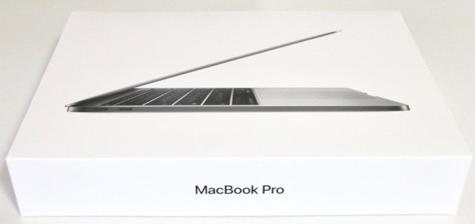 ☆新品☆ MacBook Pro 13インチ Core i5 2.3GHz 8GBメモリ 256GB SSD