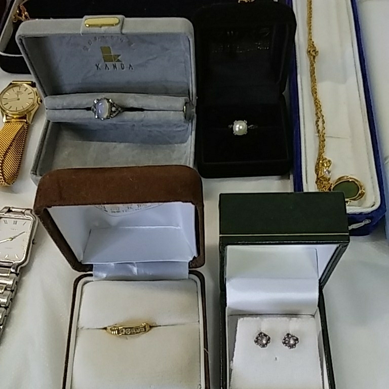 遺品整理 アクセサリーと腕時計 【公式通販】