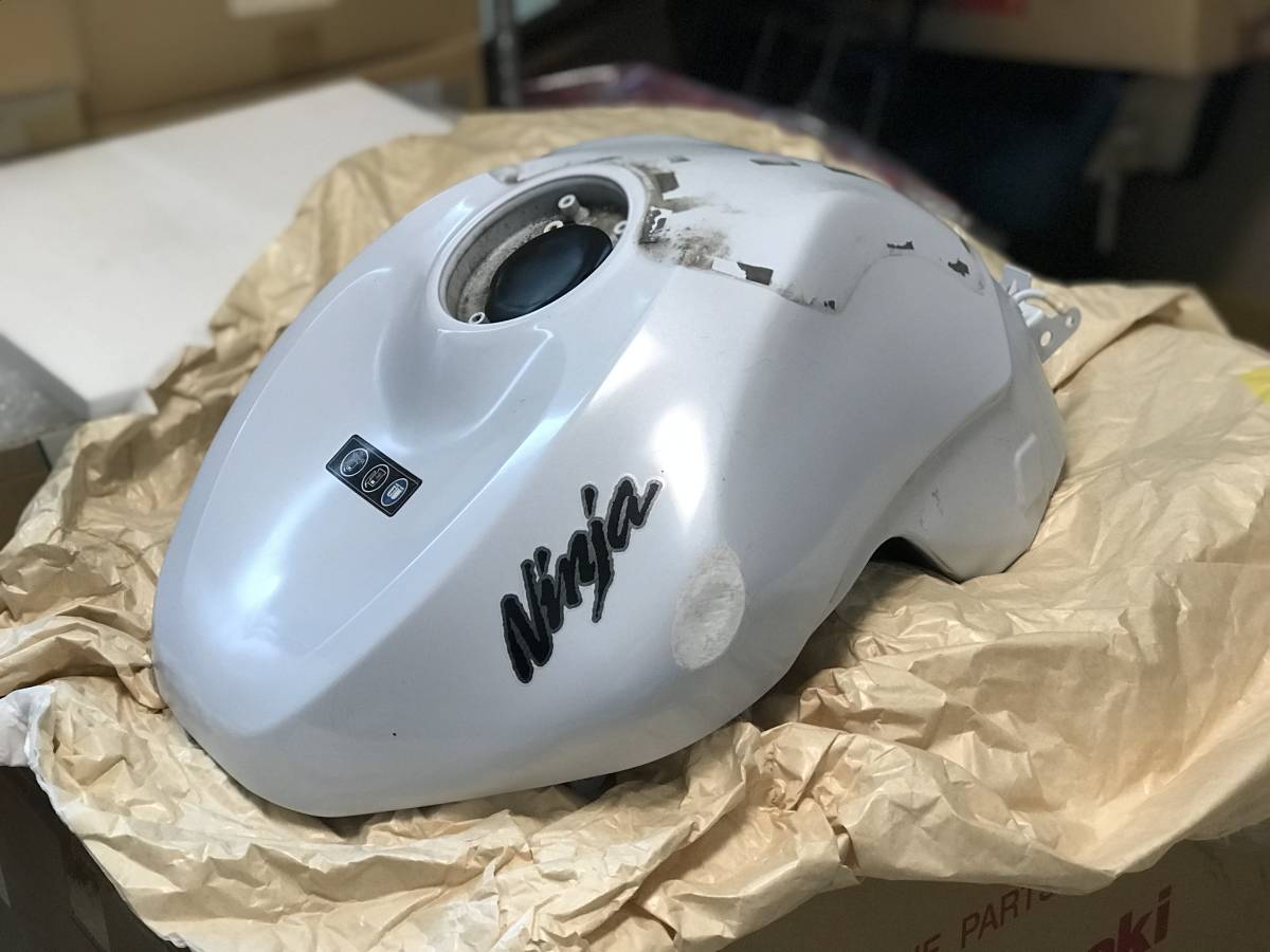 2014 ZXー6R ガソリンタンク 中古 タンクの中古品・新品 2026年最新Yahoo!