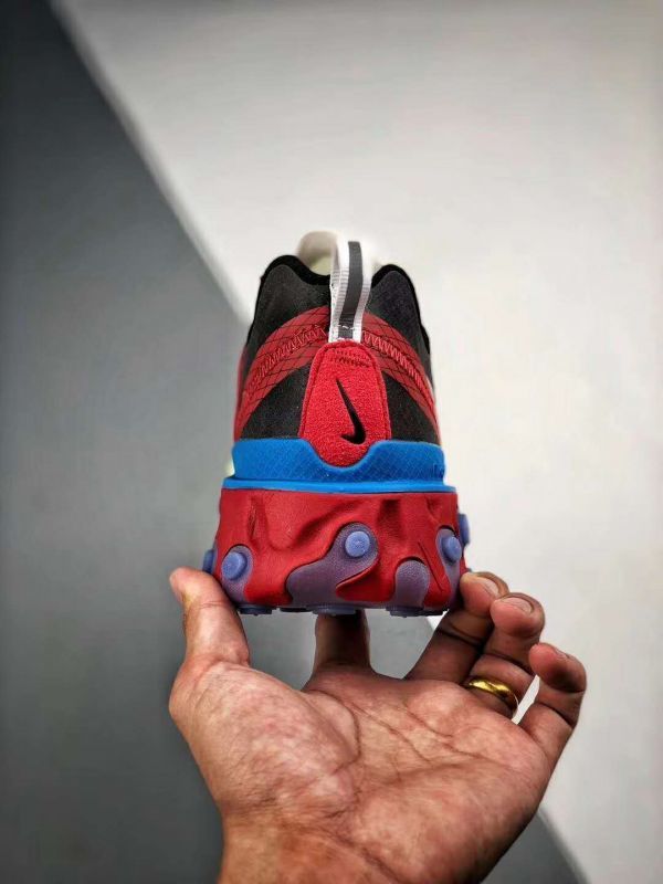 Chunkyスニーカー　ナイキNike Epic React Element 87/Undercover　レッド　Nike React未使用品です サイズ27ｃｍ Nike Epic React epic nike Hypebeast