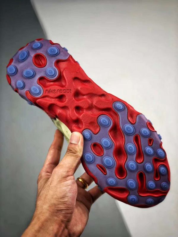 Chunkyスニーカー　ナイキNike Epic React Element 87/Undercover　レッド　Nike React未使用品です サイズ27ｃｍ Nike Epic React epic nike Hypebeast