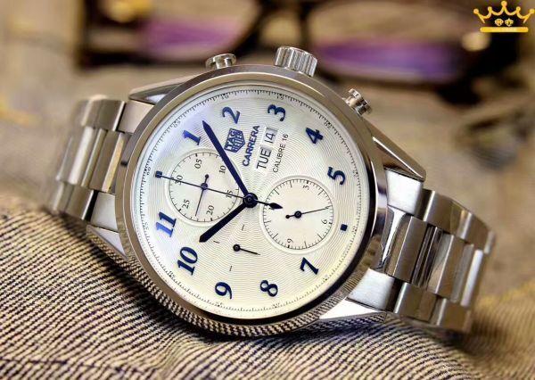 新品未使用　TAG HEUERタグホイヤー　 カレラ　キャリバー　