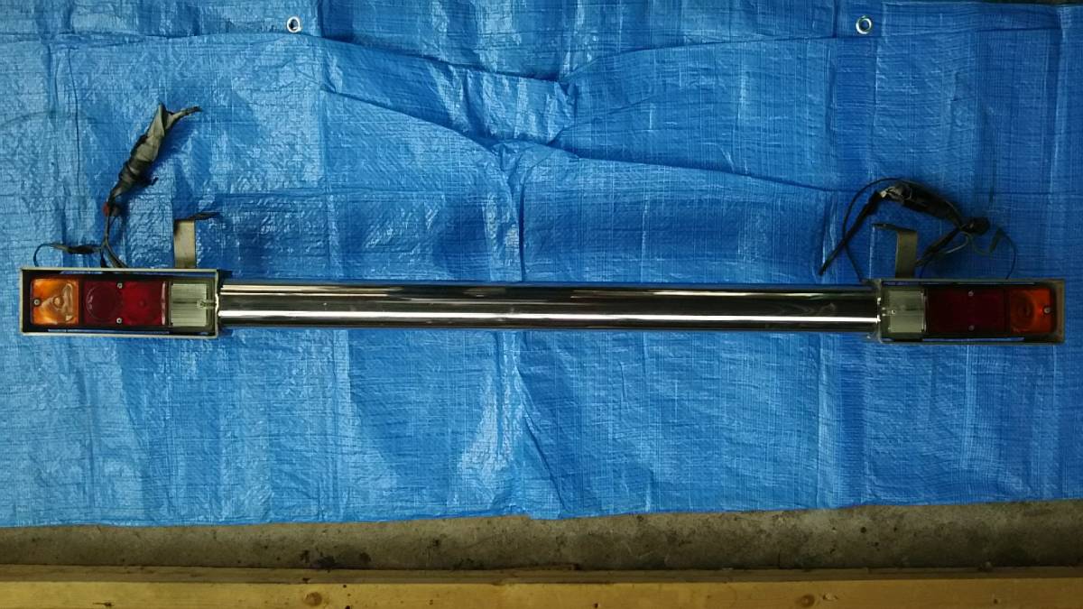 JA11 ジムニー ステンレス リヤバンパー メーカー不明 中古品 ランプ